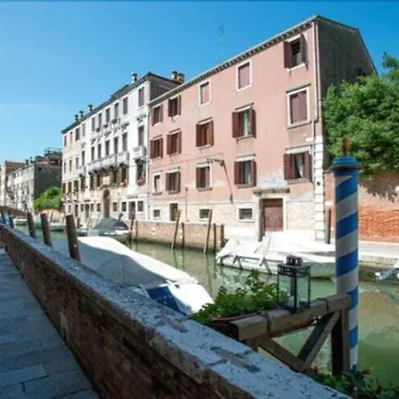 Venier 4 Venice