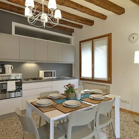 Venier 4 Venice